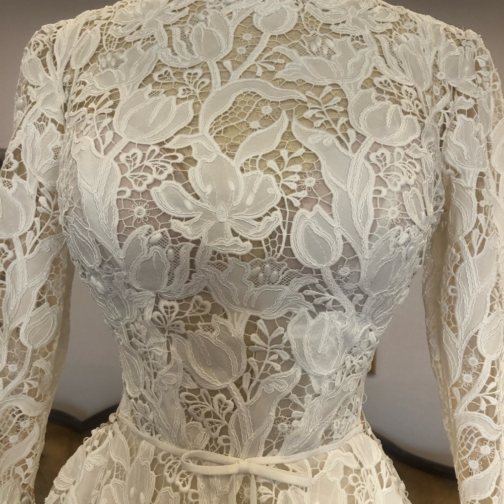 YEDINA studios long sleeve vintage style lace corset wedding dress stunning! S - Picture 9 of 17